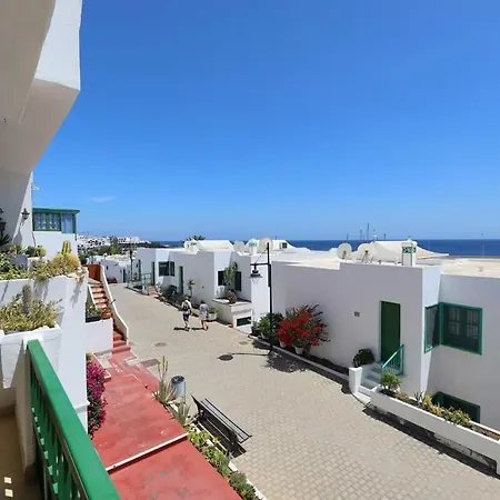 Buena Pesca 2 - Two Bed Puerto del Carmen (Lanzarote)